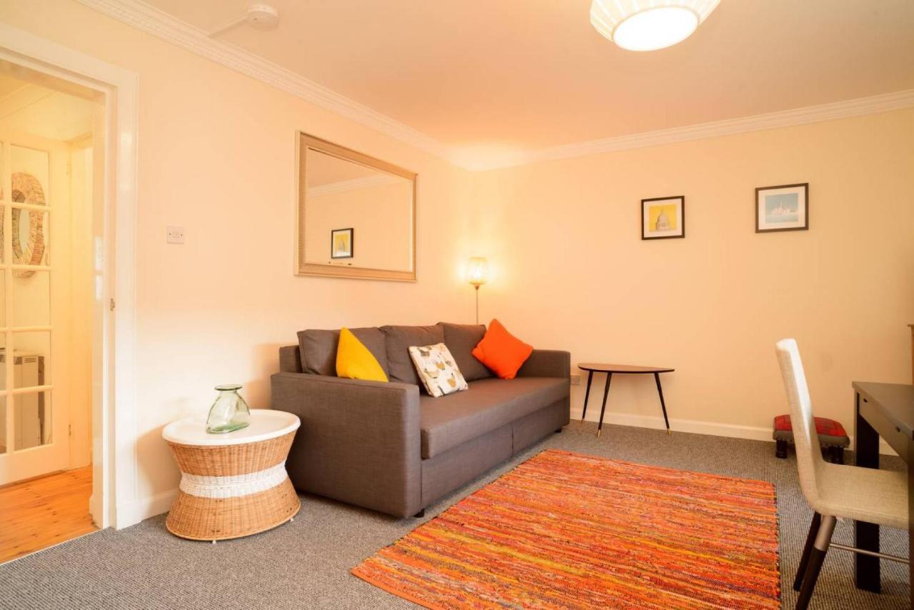 Altido Lovely Apartment For 4 With Free Parking Единбург Екстериор снимка